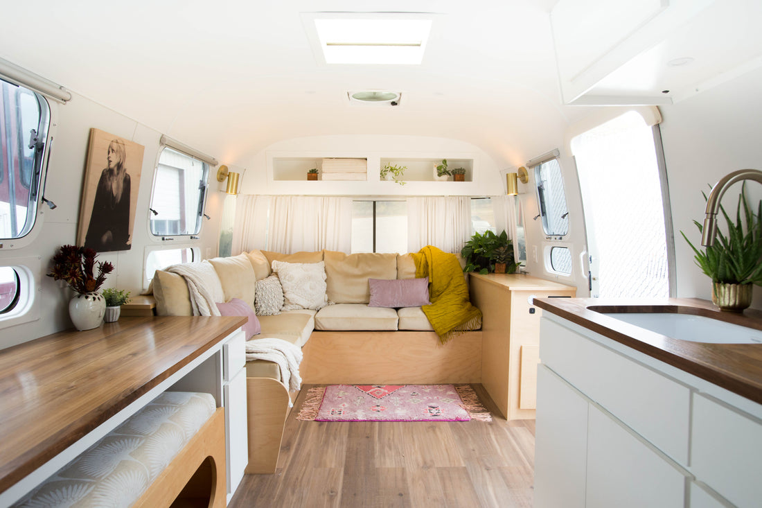 SBJ | 2004 Airstream Classic