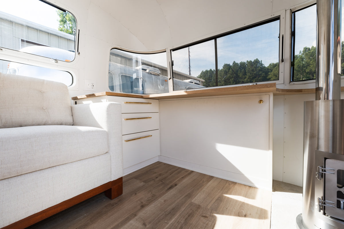2002 Airstream Classic Renovation