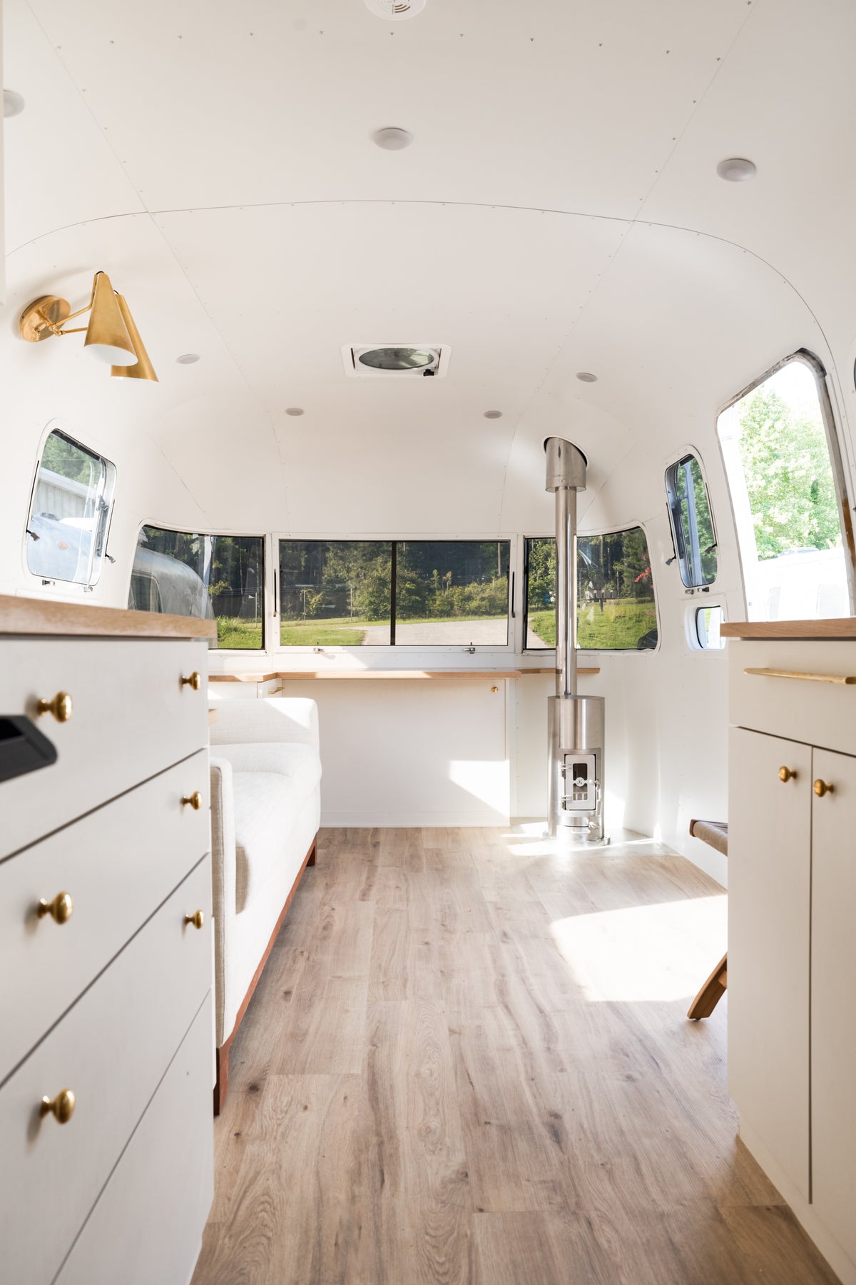 2002 Airstream Classic Renovation